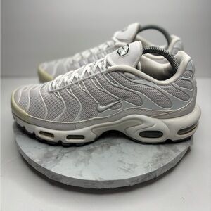 Size 8.5 - Nike Air Max Plus TN Triple White